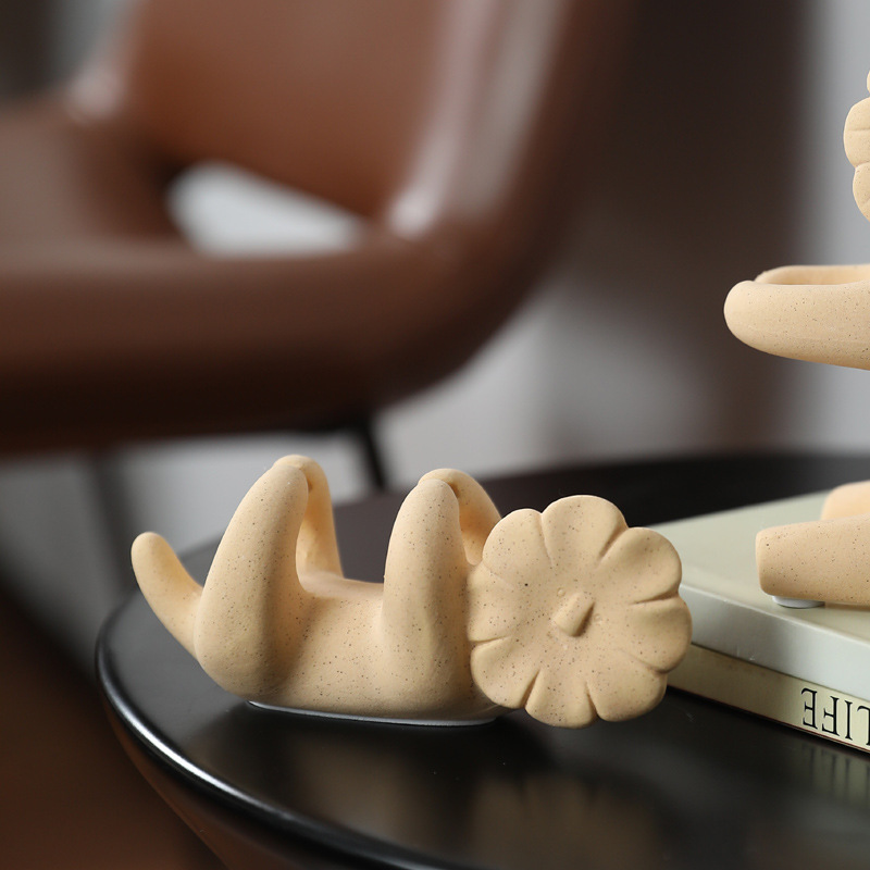 Creative Cute Lion Ceramic Figurine - Living Room TV Cabinet Office Desk Modern Home Decoration