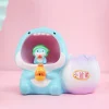 Creative Astronaut LED Pencil Holder - Resin Desk Organizer with Star Light Novelty Decor