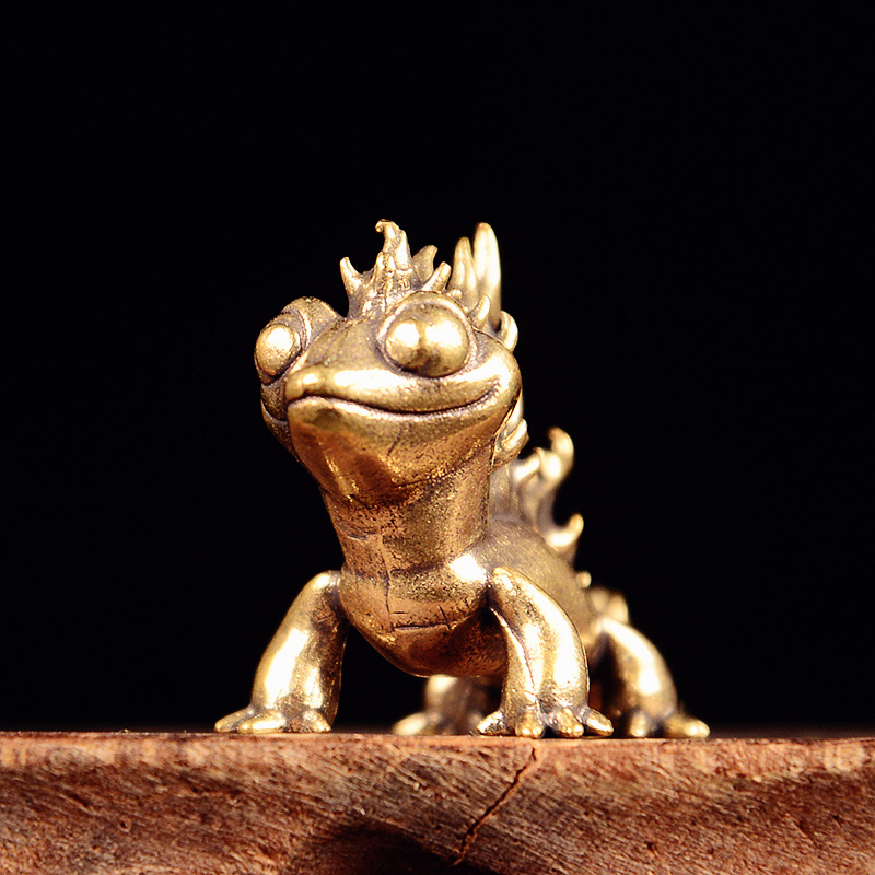 O1CN01rjWdoX1vIkozoXmJz_4274566150-0-cib Pure Brass Chameleon Mini Figurine - Desktop Office Home Decoration Handheld Art Piece