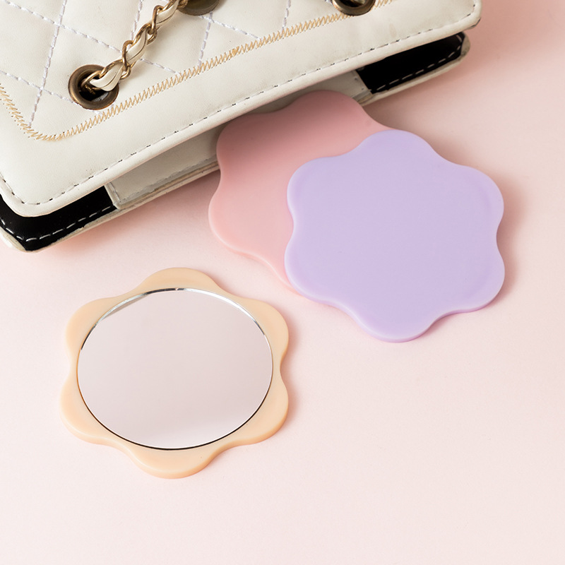 O1CN01zKDbrg2NJxBdFCguG_2215537409943-0-cib Creative Mini Cute Flower Mirror - Portable Compact Hand Mirror for Women Girls