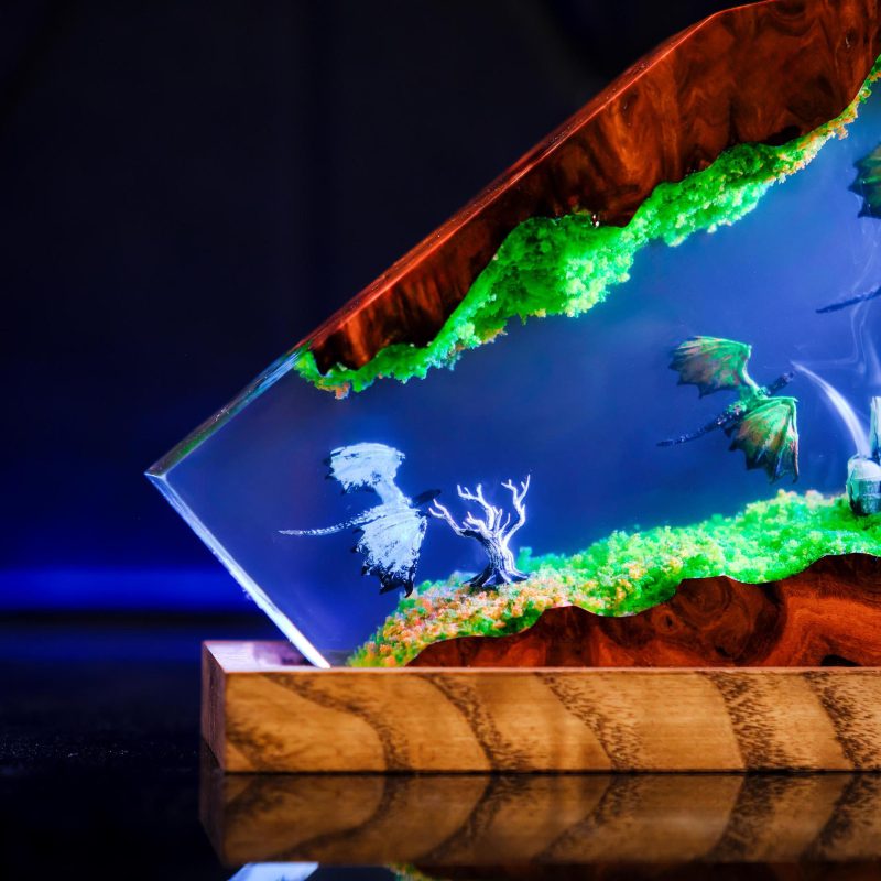 Dragon Art Resin Night Light – Wooden Base LED Desktop Decor