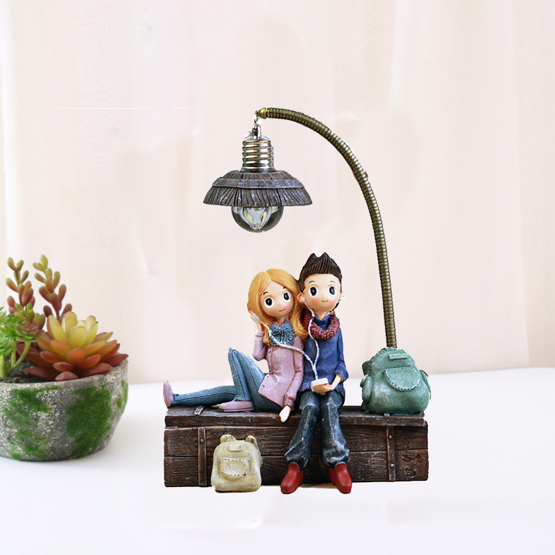 Couple Sofa Night Light – Creative Resin Lamp for Living Room Bedroom