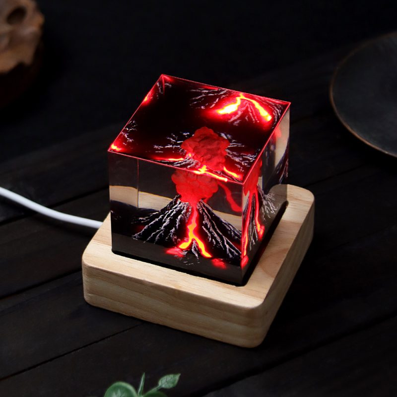 img_volcano-eruption-night-light-jurassic-desk-decor_1 Volcano Eruption Night Light – Jurassic Creative Desk Decor