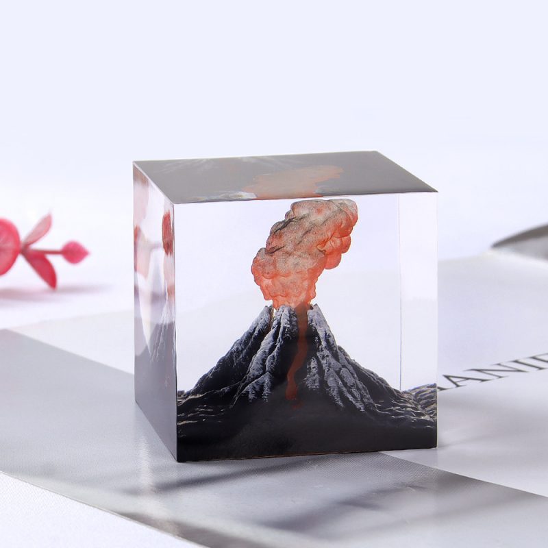 img_volcano-eruption-night-light-jurassic-desk-decor_2 Volcano Eruption Night Light – Jurassic Creative Desk Decor