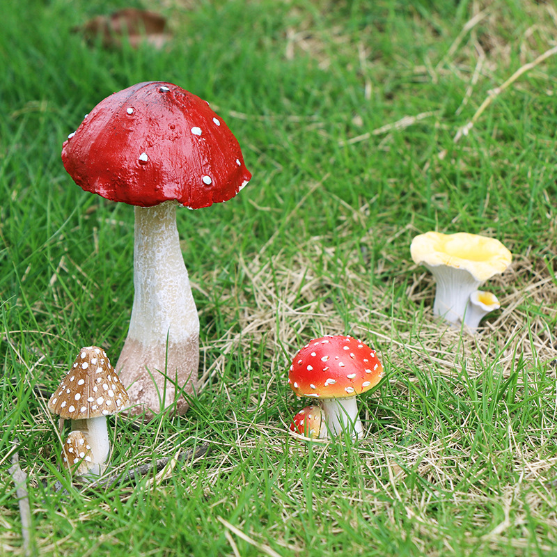 Simulation Garden Mushroom Ornament - Resin Fairy Garden Miniature Decor