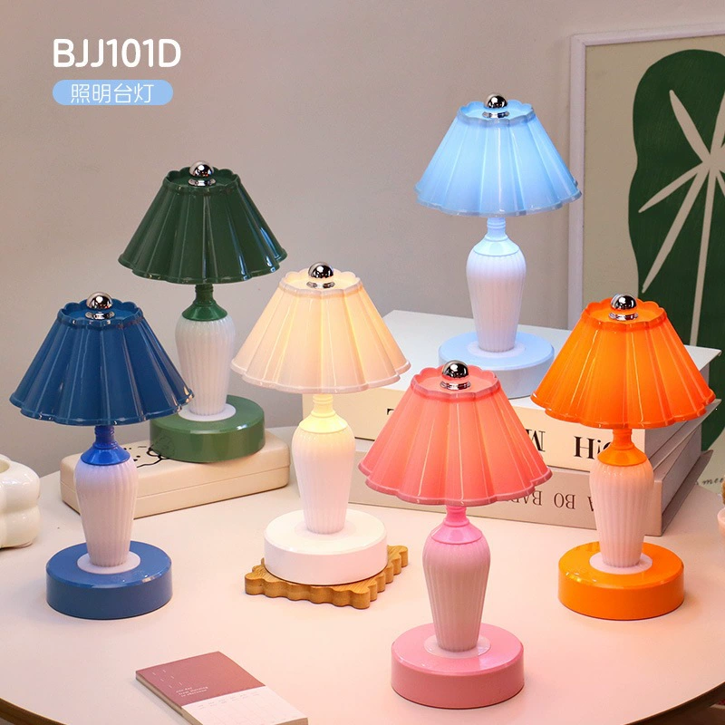 p_1783363362431_2tmk Cream Style Creative Light Luxury Desk Lamp Cross-border Mini Floor Lamp Decoration Night Light Bedroom