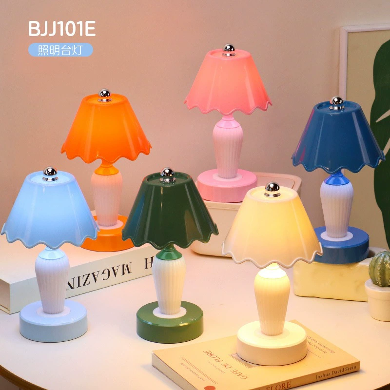 p_1783363363165_t9lq Cream Style Creative Light Luxury Desk Lamp Cross-border Mini Floor Lamp Decoration Night Light Bedroom