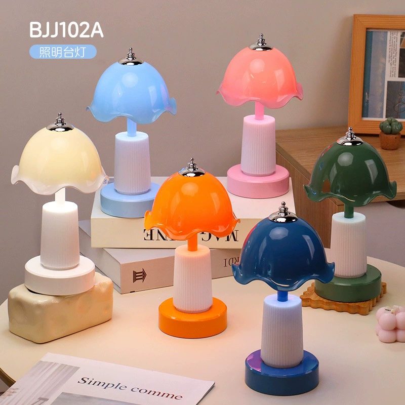 p_1783363365293_tebl Cream Style Creative Light Luxury Desk Lamp Cross-border Mini Floor Lamp Decoration Night Light Bedroom